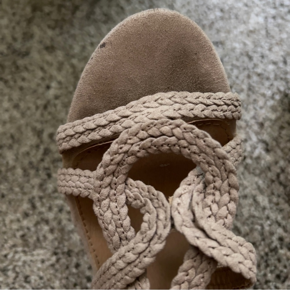 Report Heels - Picture 5 of 7